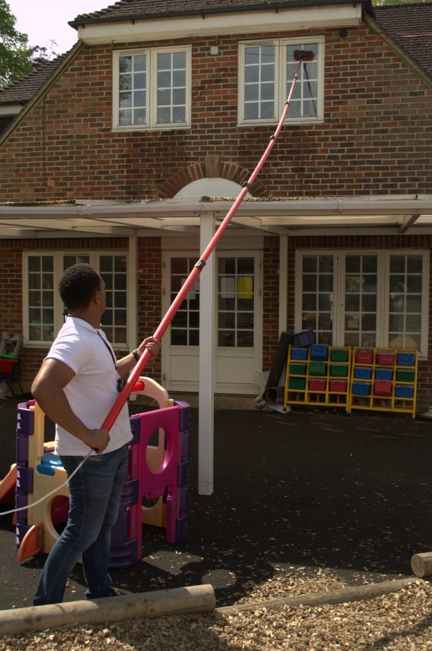 l Window Cleaning Berkshire